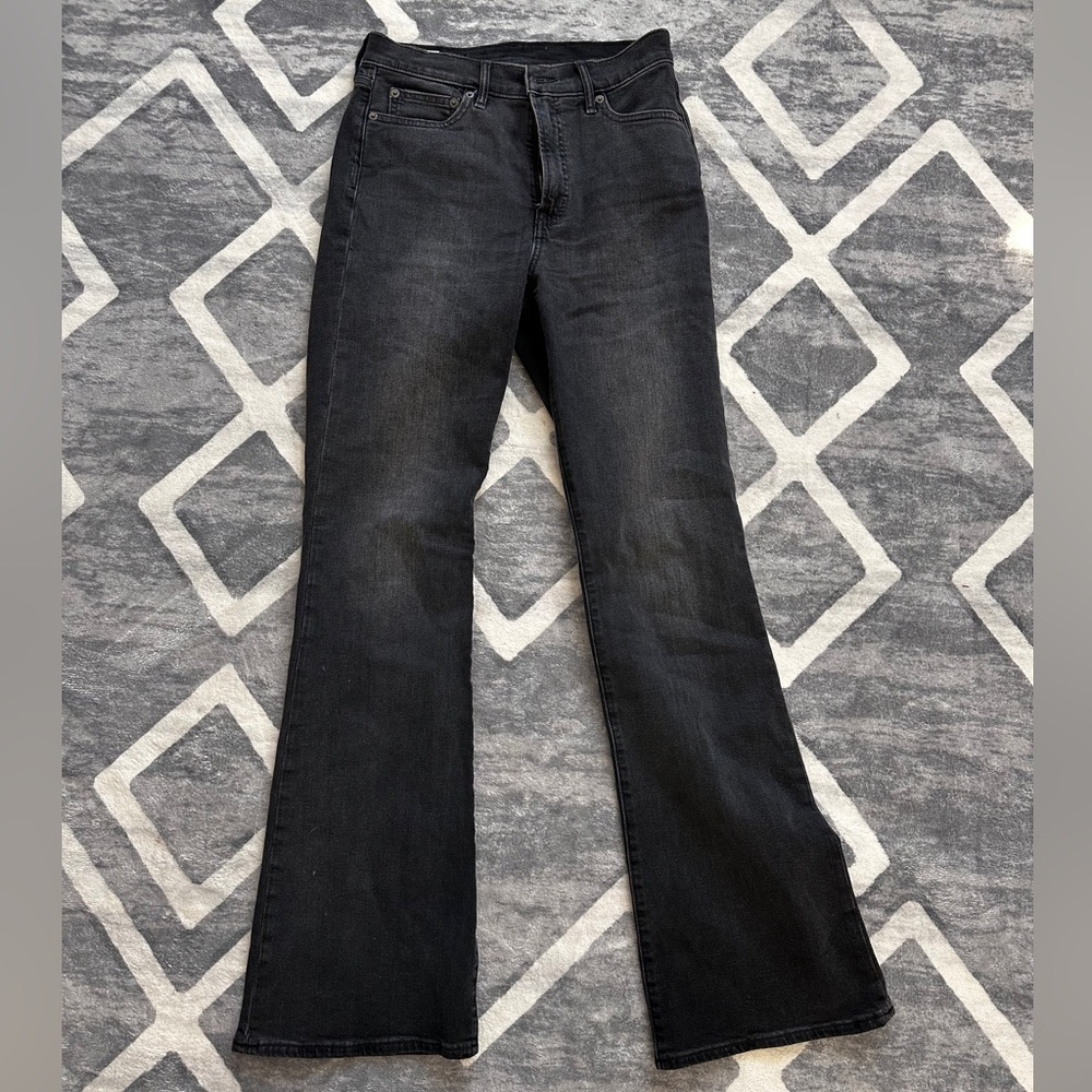 GAP Black Flare High Rise Jeans Womens Size 26/6 Long